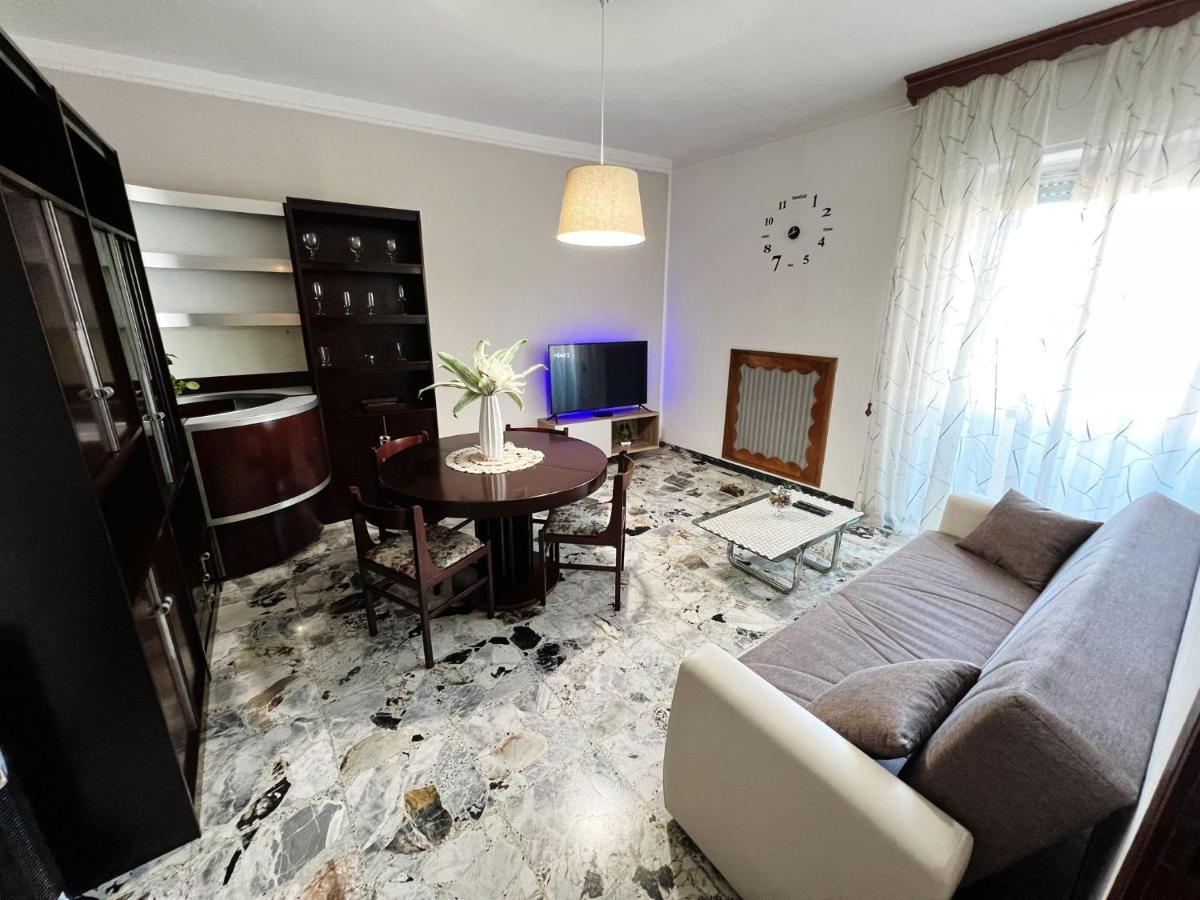 Casa Di Mattia Apartment Пескара Екстериор снимка