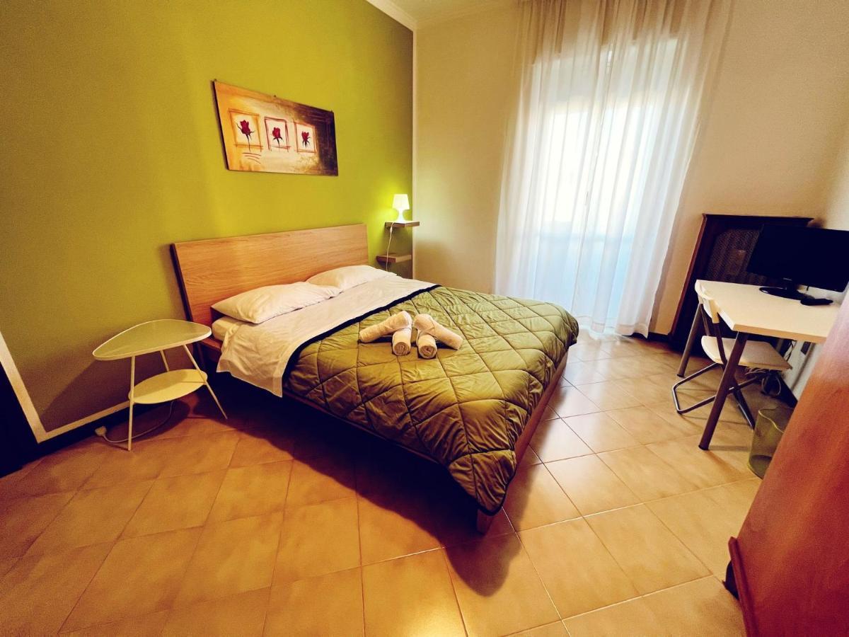 Casa Di Mattia Apartment Пескара Екстериор снимка